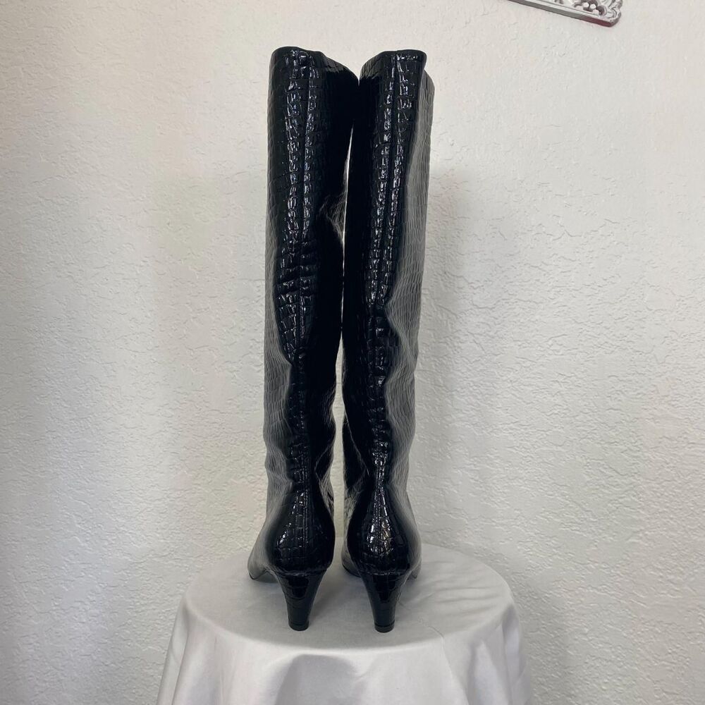 NEW Fashion Nova Black Croc Faux Leather Knee High Kitten Heel Boots US 7.5 - Picture 5 of 8